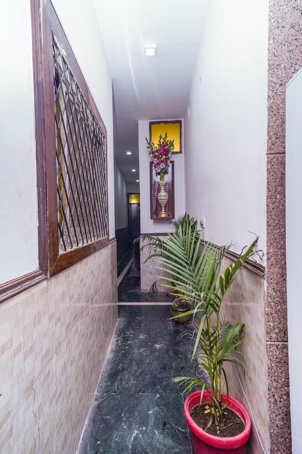 Golden Residency Hotel Ню Делхи Екстериор снимка